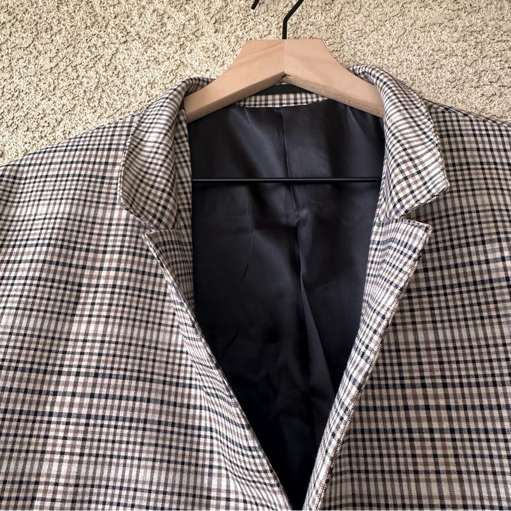 H&M Black patterned/ checkered  beige coat - Picture 6 of 12